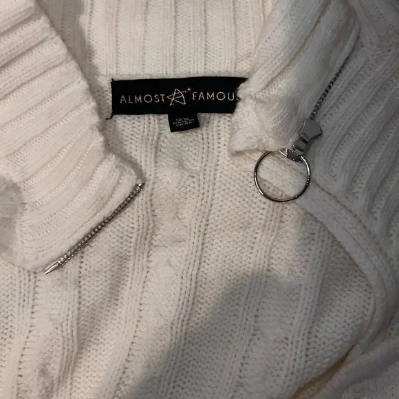Almost famous 3X cable Knit zip mock neck, cut out chest long sleeve sweater NEW - Picture 6 of 11